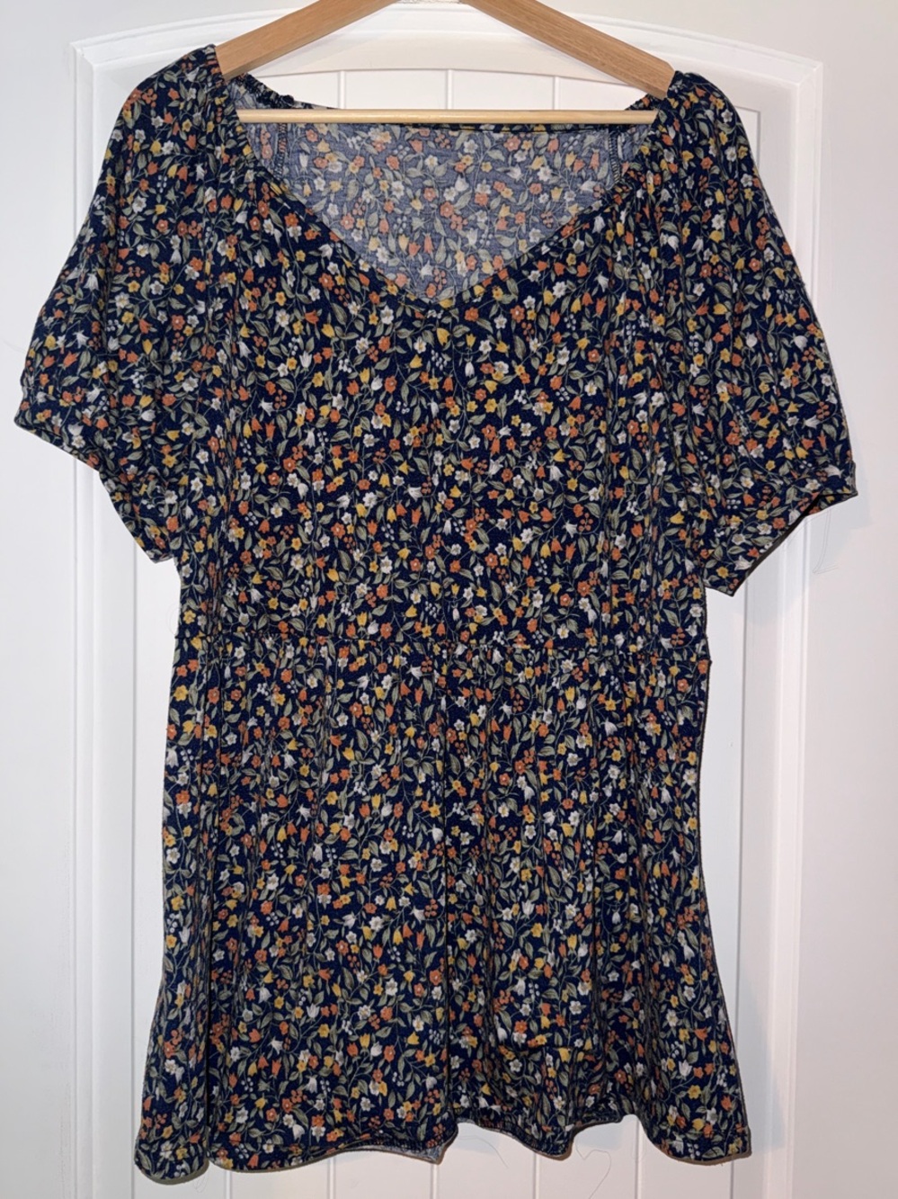 Navy Floral V-Neck Tunic Top